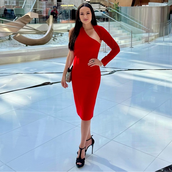 Meet your Posher, Adrianna C David ⭐️ - Picture 3 of 15